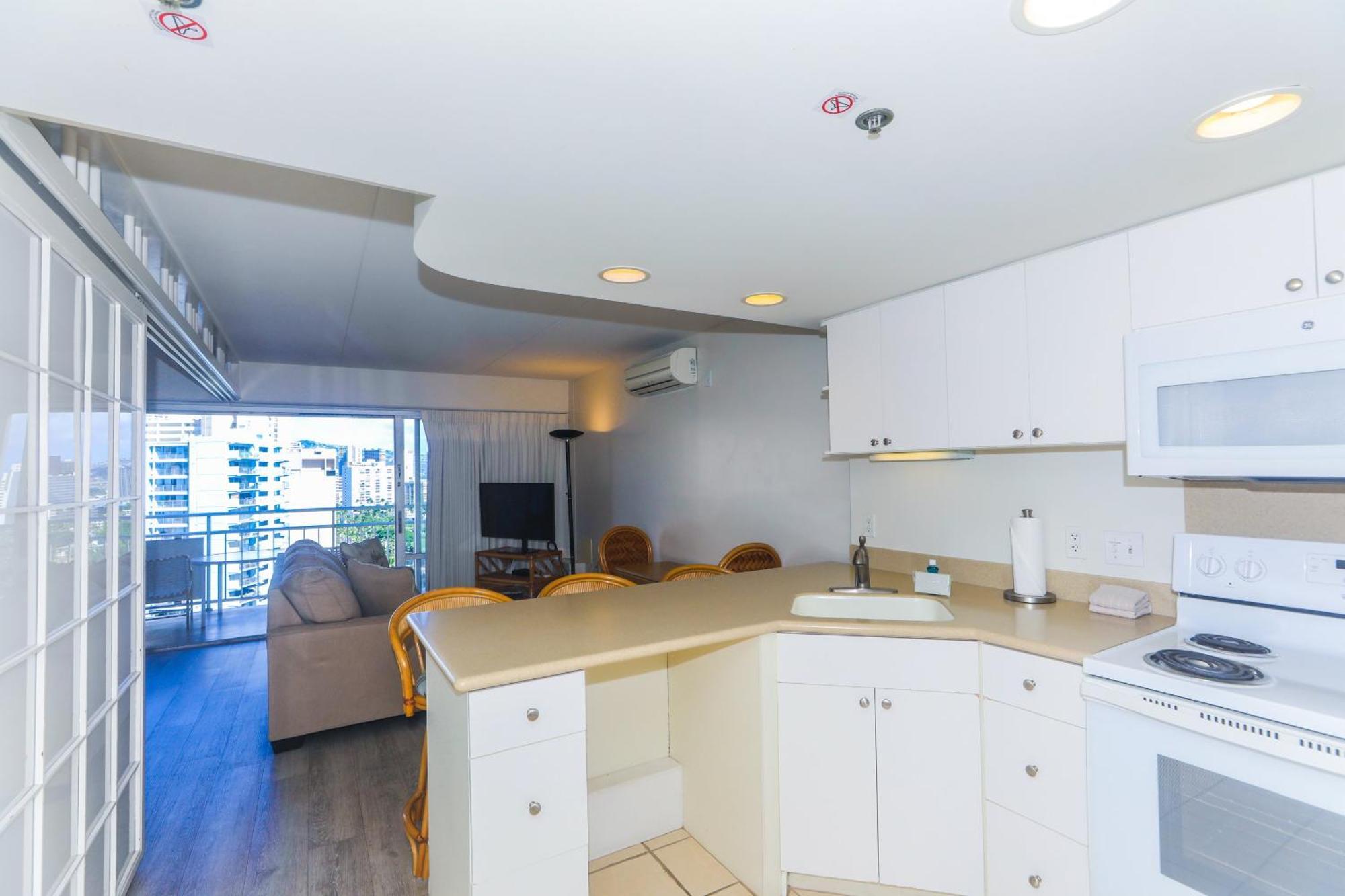 Apartment Ilikai Tower 1403 View 1br *